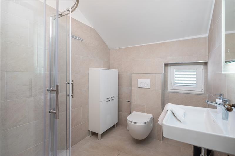 4 Bedroom Villa with Pool in Sevid near Primosten, Sleeps 8