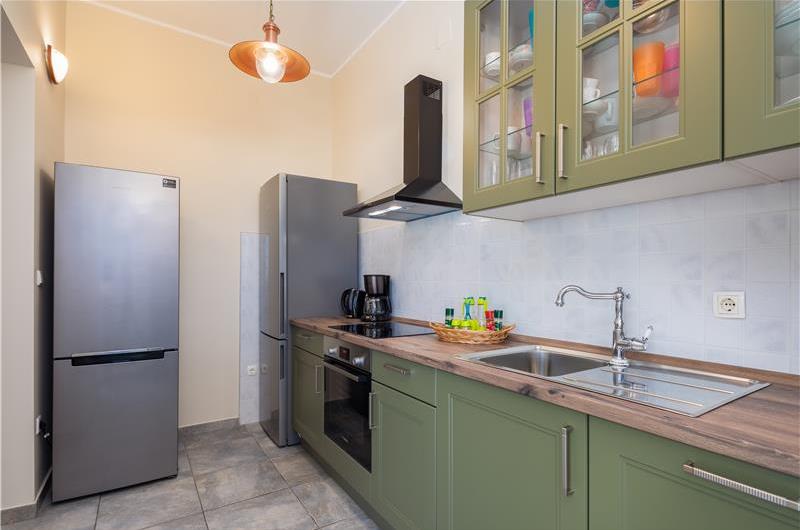 4 Bedroom Villa with Pool in Sevid near Primosten, Sleeps 8