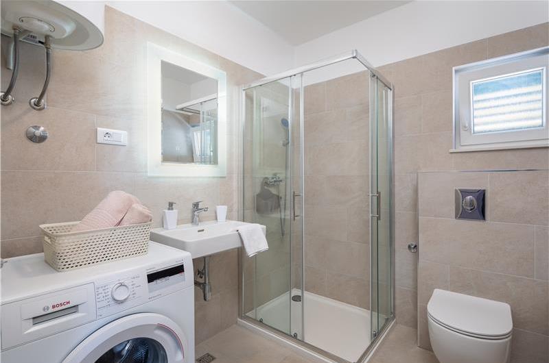 4 Bedroom Villa with Pool in Sevid near Primosten, Sleeps 8