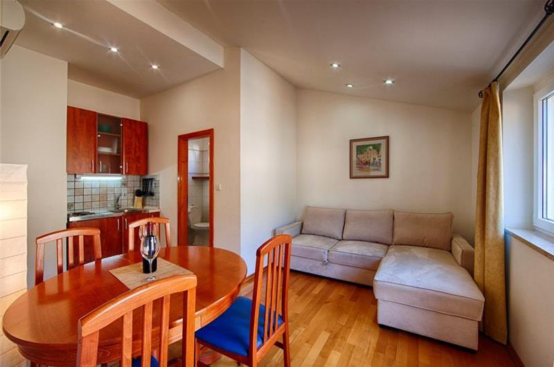 1 bedroom Apartment in Komiza on Vis Island, Sleeps 2-4