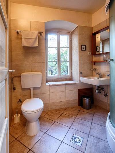 4 Bedroom Villa in Komiza on Vis Island, Sleeps 9-11