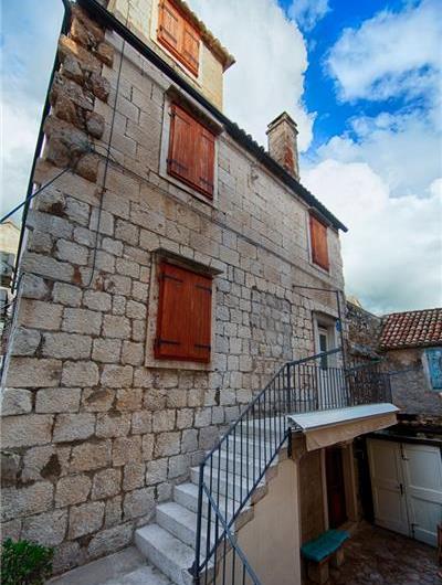 4 Bedroom Villa in Komiza on Vis Island, Sleeps 9-11