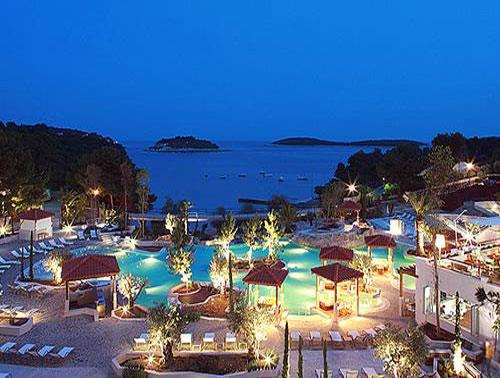 Hotel Amfora Grand Beach Resort 4* - Hvar 