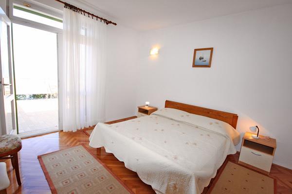 1 Bedroom Apartment in Brela, sleeps 2-3