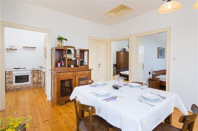 5 bedroom Hvar Island Villa with Pool sleeps 10-14