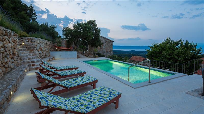 5 bedroom Hvar Island Villa with Pool sleeps 10-14