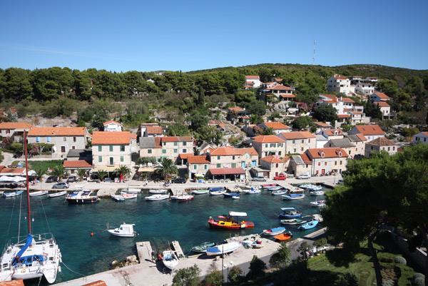 Luxury Dalmatian Island Castle-style Villa with Pool, sleeps 20-24