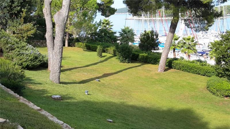 Luxury Dalmatian Island Castle-style Villa with Pool, sleeps 20-24