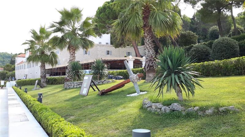 Luxury Dalmatian Island Castle-style Villa with Pool, sleeps 20-24