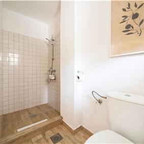 Selection of 1 Bedroom Apartments with Shared Pool in Kotor Bay, Montenegro, Sleeps 2-3