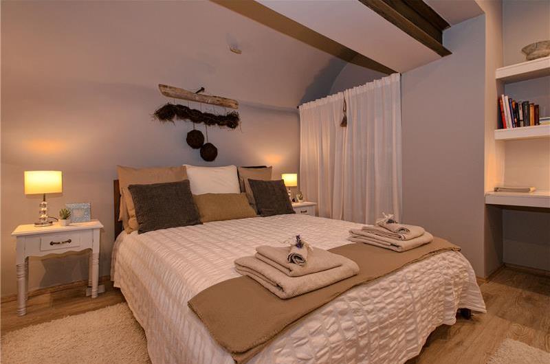 1 Bedroom Luxury Apartments in Hvar Town, Sleeps 2