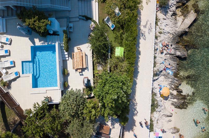 5 Bedroom Villa with Pool on Ciovo near Trogir sleeps 10-14