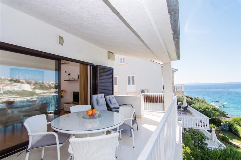 5 Bedroom Villa with Pool on Ciovo near Trogir sleeps 10-14