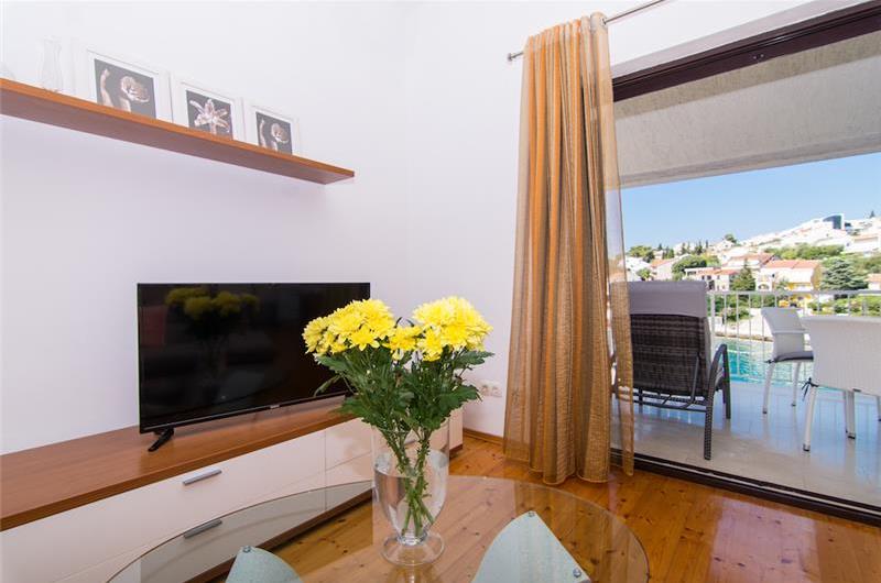 5 Bedroom Villa with Pool on Ciovo near Trogir sleeps 10-14