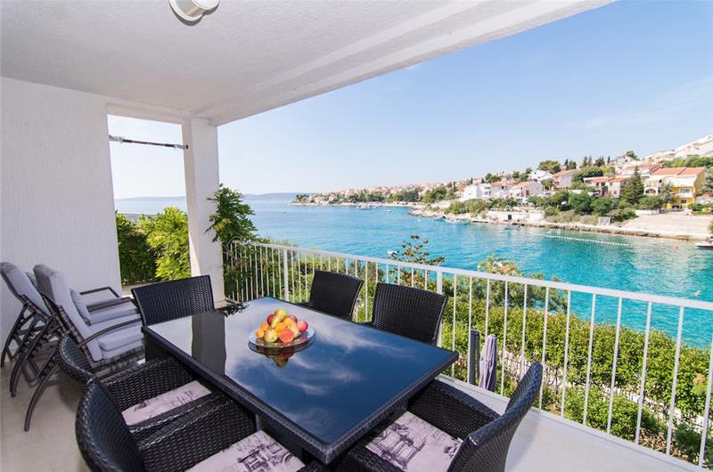 5 Bedroom Villa with Pool on Ciovo near Trogir sleeps 10-14
