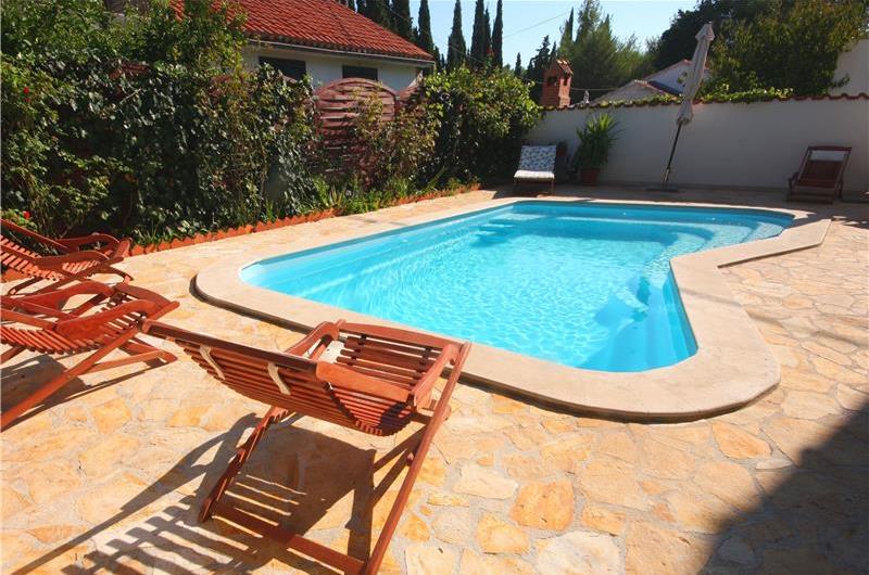 5 Bedroom Villa with Pool in Supetar, Sleeps 10-13