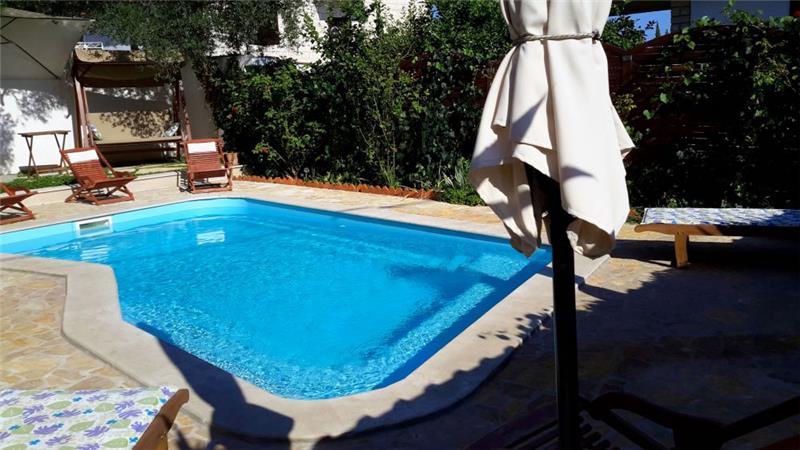 5 Bedroom Villa with Pool in Supetar, Sleeps 10-13