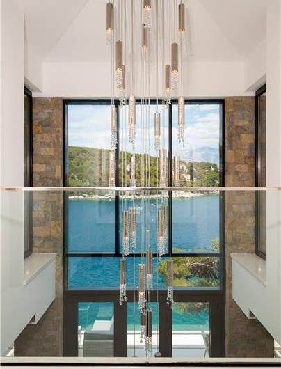 Spectacular 4 Bedroom Luxury Villa with Infinity Pool on Brac Island, sleeps 8