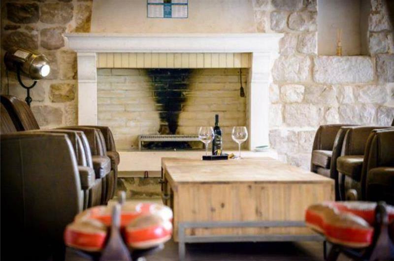 Luxury 6 bed villa with pool and large grounds in Zaton, Dubrovnik Region - sleeps 12-14