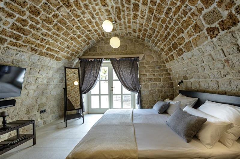 Luxury 6 bed villa with pool and large grounds in Zaton, Dubrovnik Region - sleeps 12-14