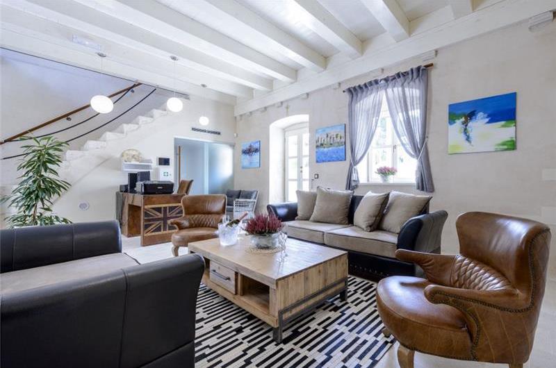 Luxury 6 bed villa with pool and large grounds in Zaton, Dubrovnik Region - sleeps 12-14