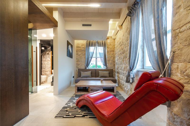 Luxury 6 bed villa with pool and large grounds in Zaton, Dubrovnik Region - sleeps 12-14
