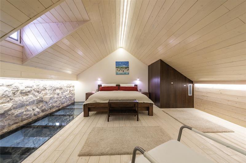 Luxury 6 bed villa with pool and large grounds in Zaton, Dubrovnik Region - sleeps 12-14
