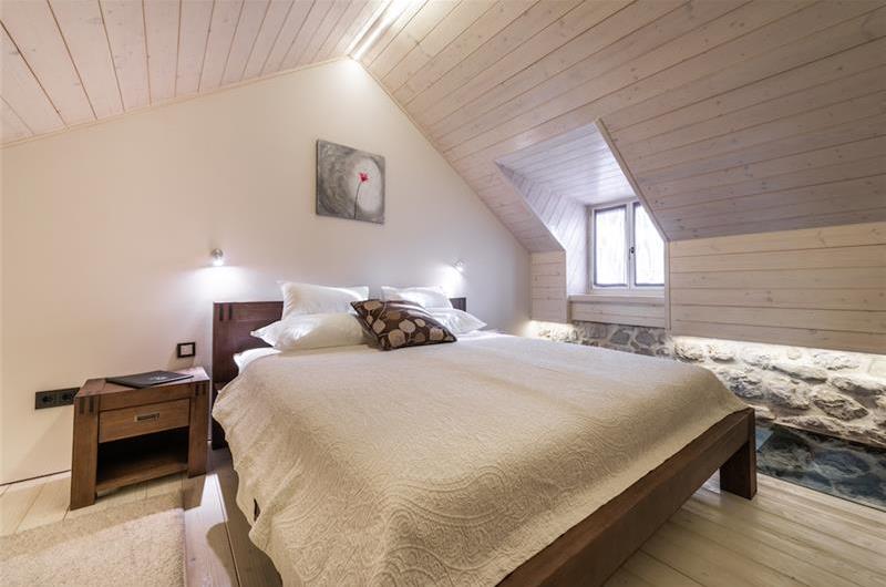Luxury 6 bed villa with pool and large grounds in Zaton, Dubrovnik Region - sleeps 12-14