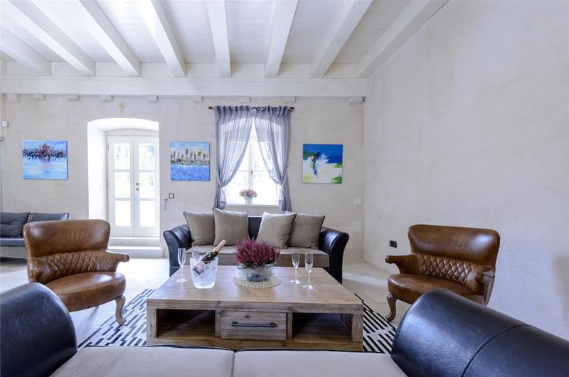 Luxury 6 bed villa with pool and large grounds in Zaton, Dubrovnik Region - sleeps 12-14