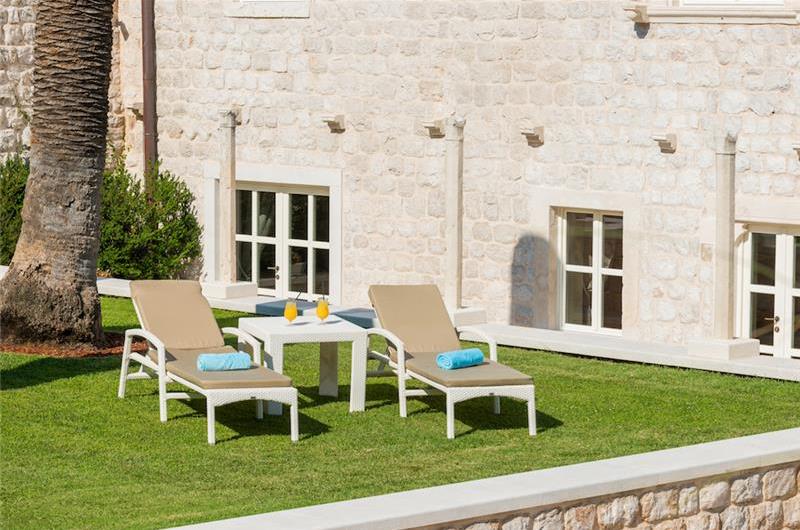 Luxury 6 bed villa with pool and large grounds in Zaton, Dubrovnik Region - sleeps 12-14
