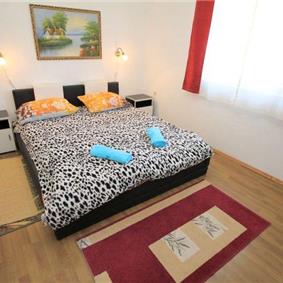 4 Bedroom Villa with Pool in Budva, sleeps 8-10