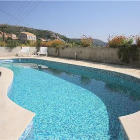 5 Bedroom Villa with Pool near Dubrovnik, Sleeps 10
