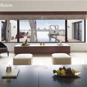 3 Bedroom Beachfront Villa with Pool in Salalah, sleeps 6-9