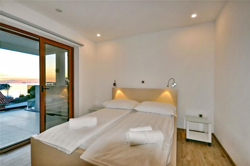 4 Bedroom Villa with Pool in Razanj near Rogoznica, Sleeps 8-10