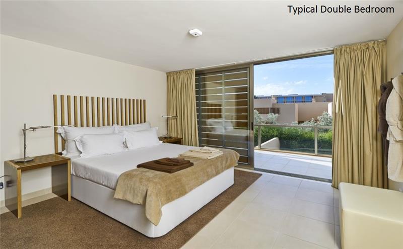 2 Bedroom Villa with Pool in Salgados, sleeps 4-5