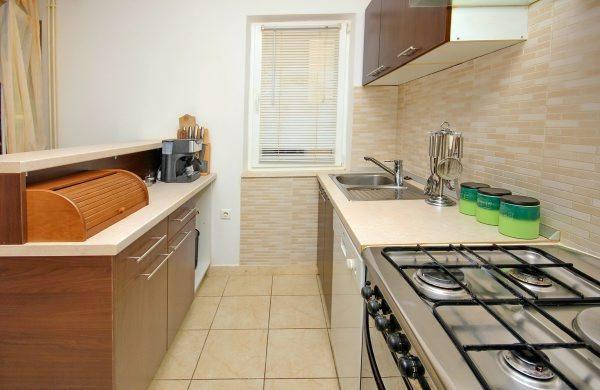 4 Bedroom Apartment with Pool near Korcula Town, sleeps 8