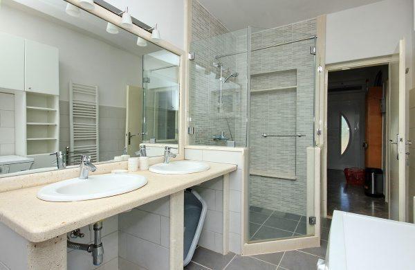 4 Bedroom Apartment with Pool near Korcula Town, sleeps 8