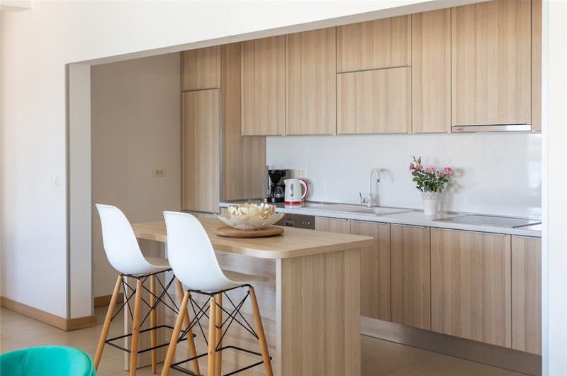 7 Bedroom Villa with Pool and Sea Views near Trogir, sleeps 14