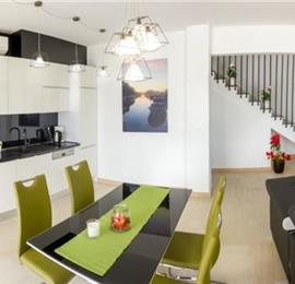 3 Villas with Pools and Sea Views near Trogir, sleep 40