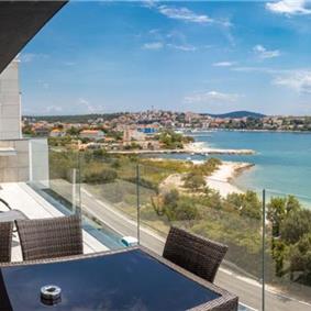 3 Villas with Pools and Sea Views near Trogir, sleep 40