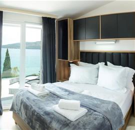 3 Villas with Pools and Sea Views near Trogir, sleep 40