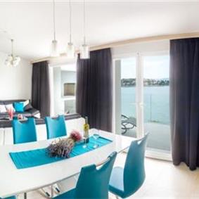 3 Villas with Pools and Sea Views near Trogir, sleep 40