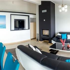 3 Villas with Pools and Sea Views near Trogir, sleep 40