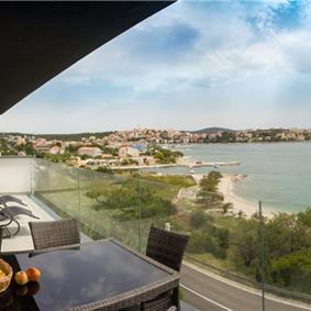 3 Villas with Pools and Sea Views near Trogir, sleep 40