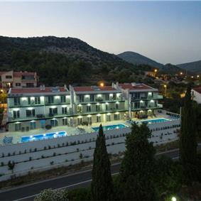 3 Villas with Pools and Sea Views near Trogir, sleep 40