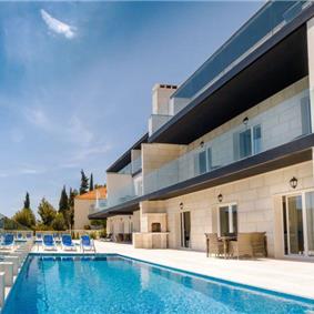 3 Villas with Pools and Sea Views near Trogir, sleep 40
