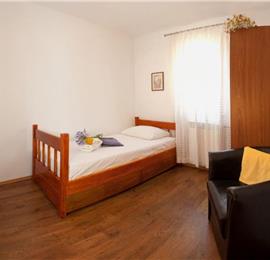 5 Bedroom Seaside Villa with Pool in Supetar, Brac Island, Sleeps 9-11