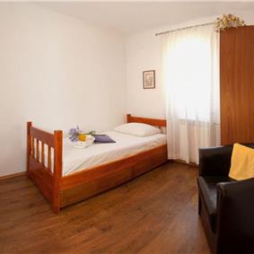 5 Bedroom Seaside Villa with Pool in Supetar, Brac Island, Sleeps 9-11