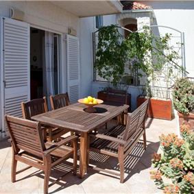 5 Bedroom Seaside Villa with Pool in Supetar, Brac Island, Sleeps 9-11