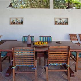 5 Bedroom Seaside Villa with Pool in Supetar, Brac Island, Sleeps 9-11